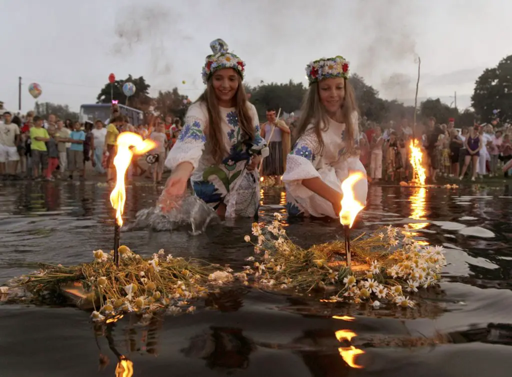 SOLSTICIO DE VERANO Brujas, Rituales, Los Celta, Wicca y mucho más