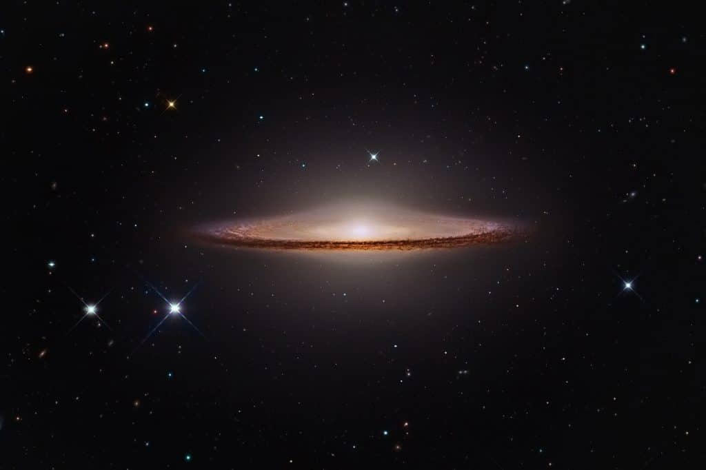 galaxia-del-sombrero-1