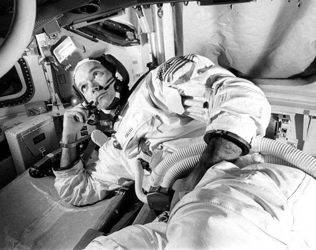 astronauta italiano michael collins