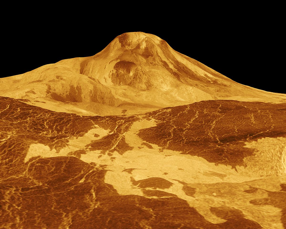 volcanes y montañas en otros planetas
