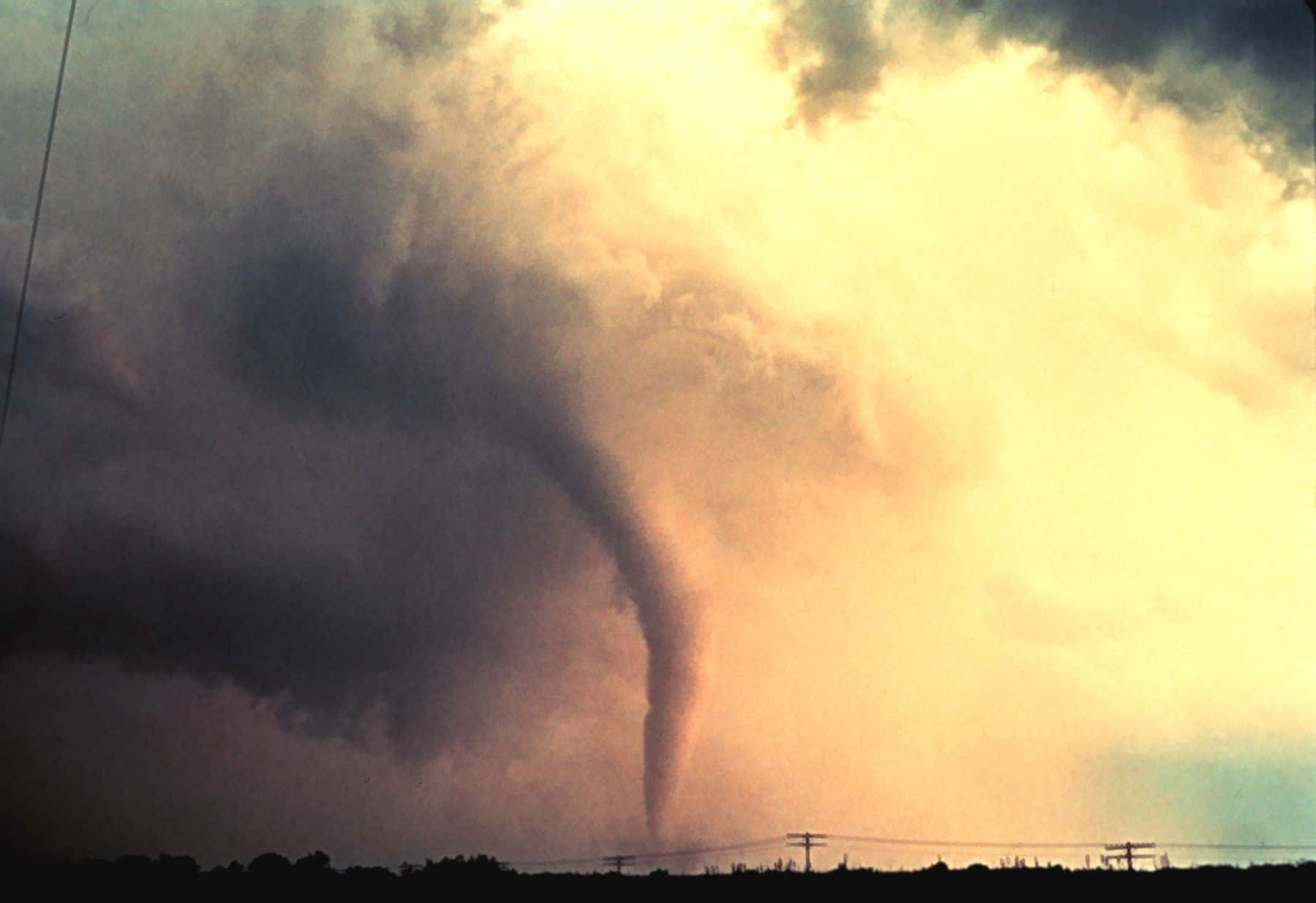 cómo se forman los tornados